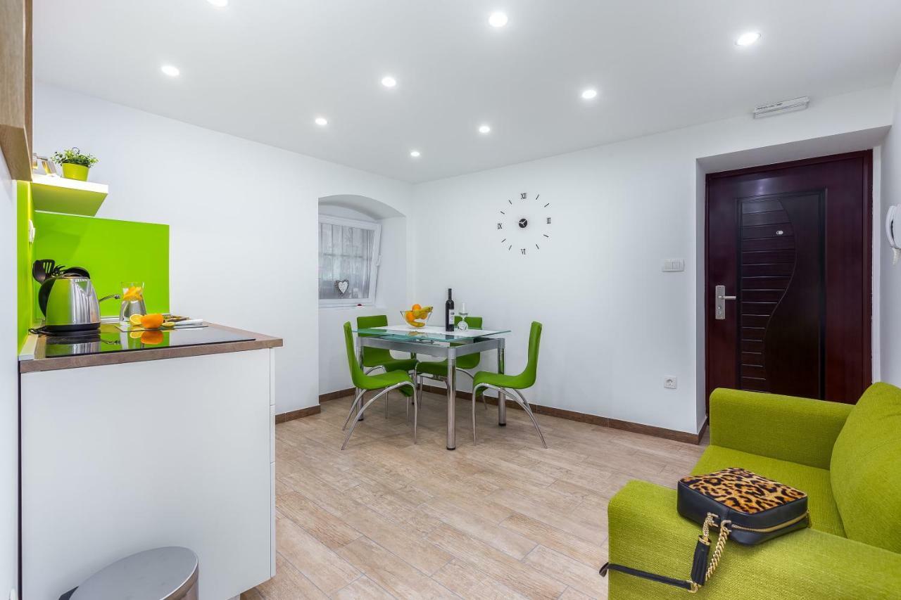 Apartments In The City Rijeka Exterior photo