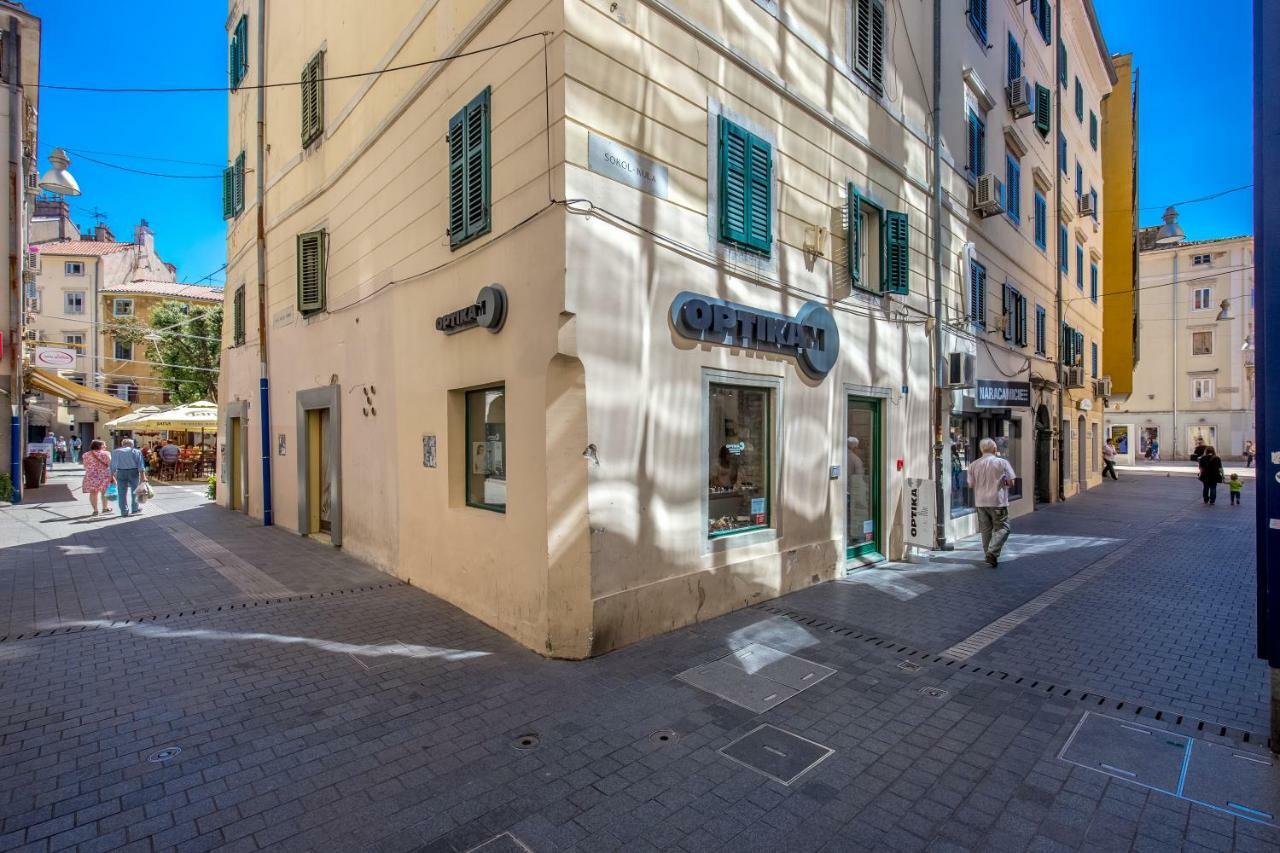 Apartments In The City Rijeka Exterior photo