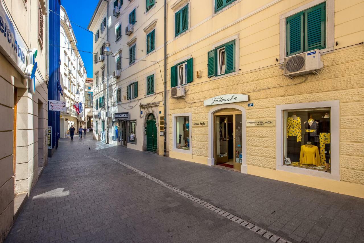 Apartments In The City Rijeka Exterior photo