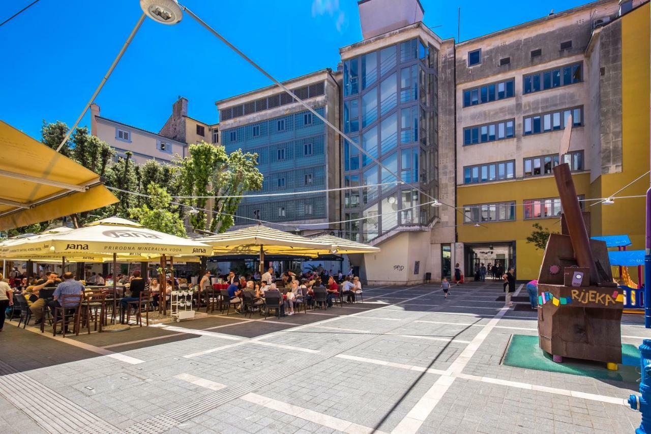 Apartments In The City Rijeka Exterior photo